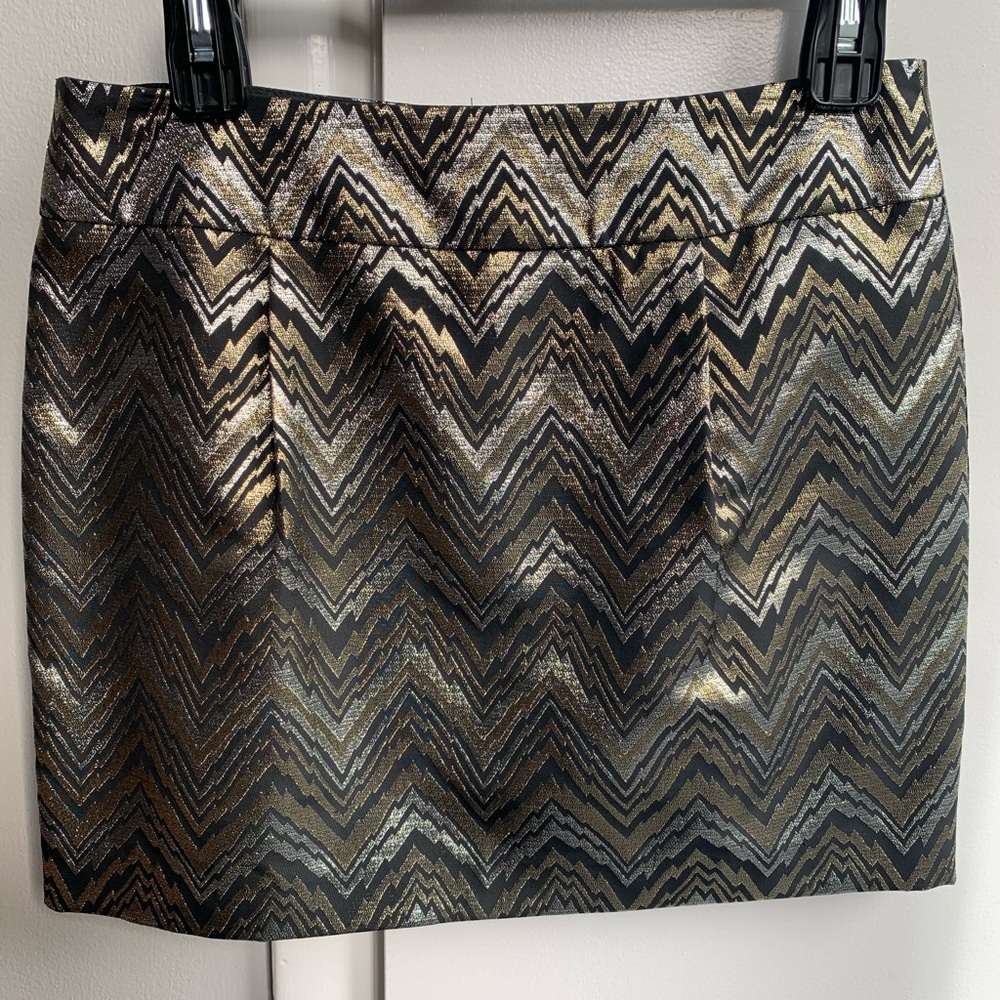 Trina Turk size 6 mini skirt - metallic